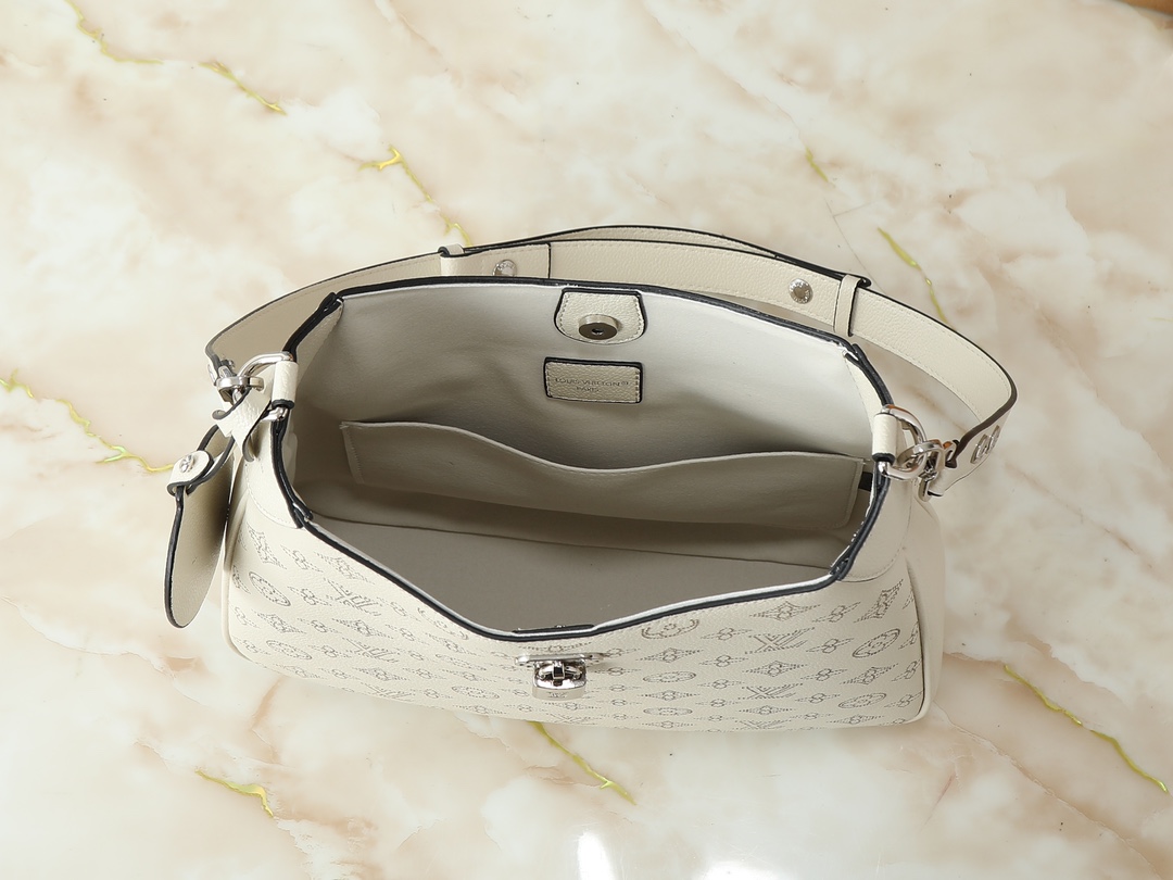 スーパーコピーバッグ国内発送対応N品安全必ず届く信用できるサイト